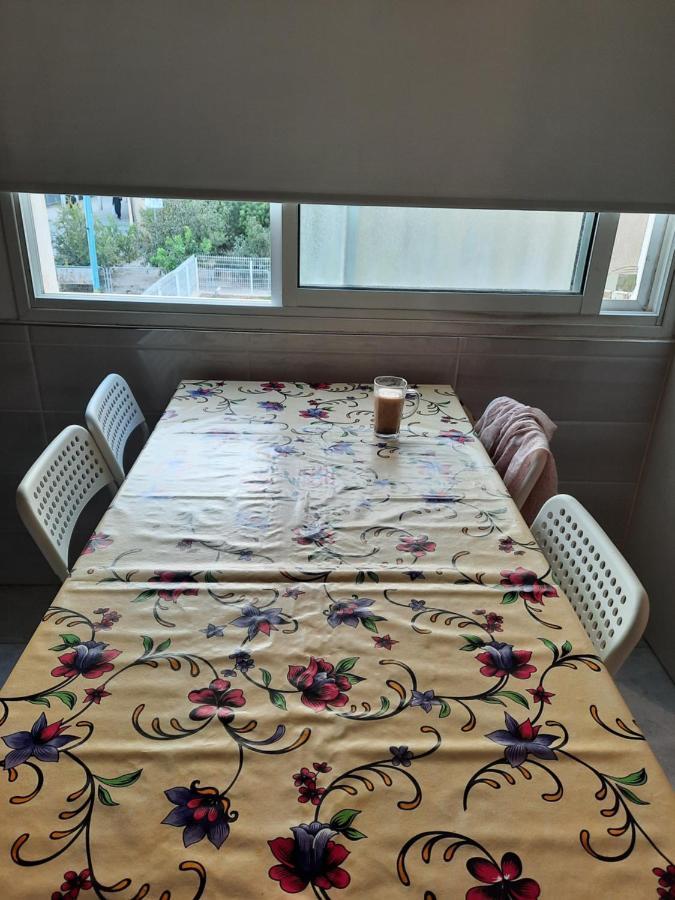 דירת אירוח חן - Chen Place 아라드 외부 사진